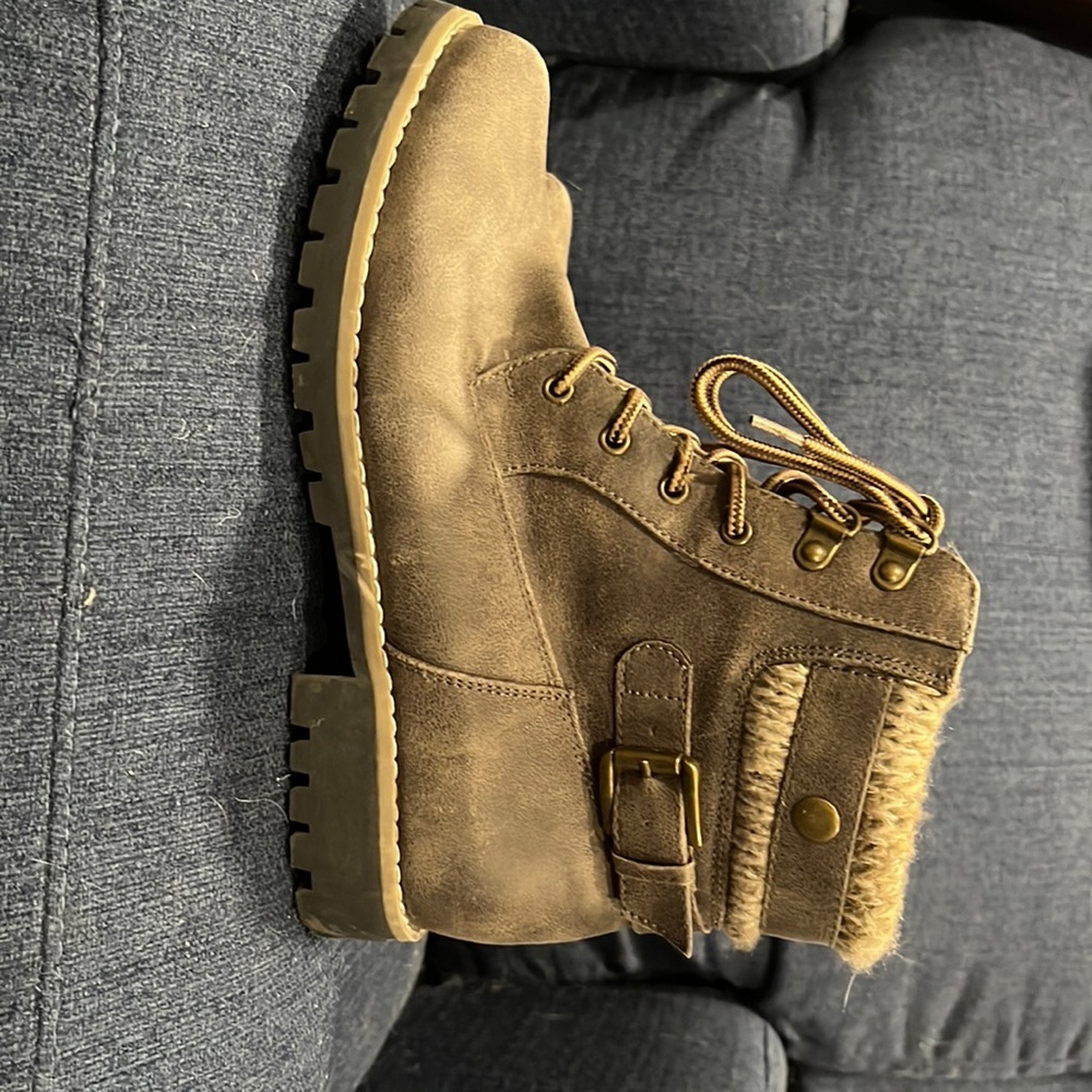 Cute and comfortable boots!